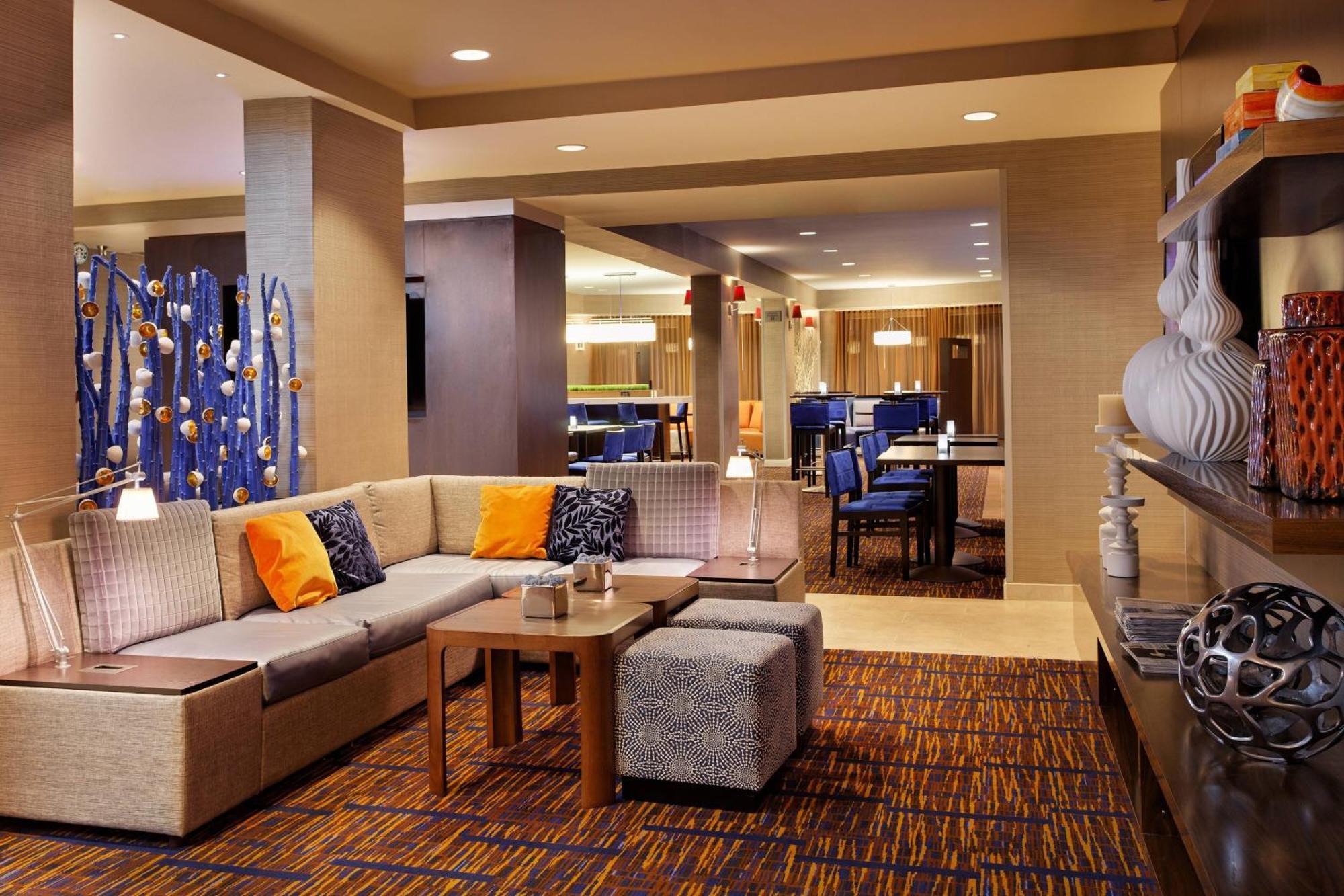 Courtyard By Marriott Gainesville Fl Interior photo